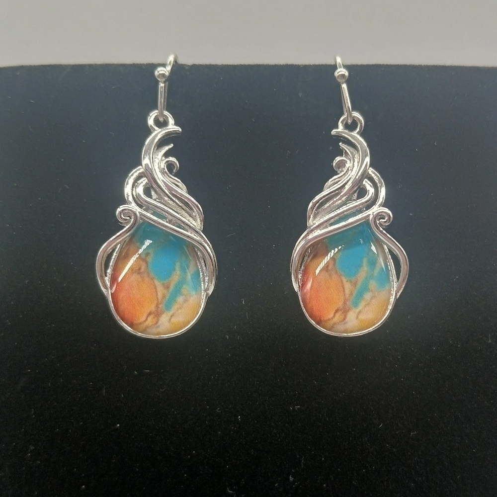 Retro Bohemian Faux Turquoise Pendant Earrings - Statement-Makin​​​